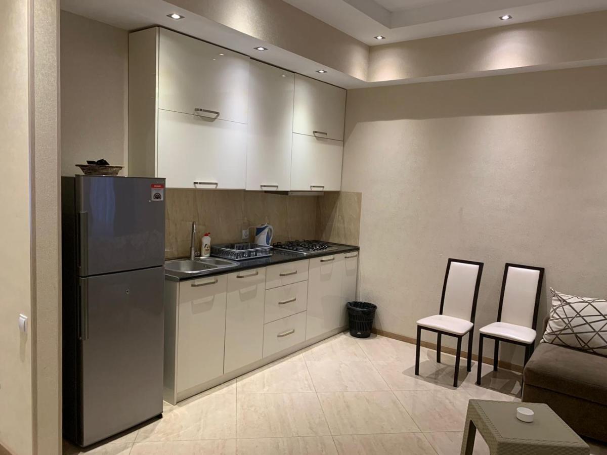 Apartment Three Bedroom In Saburtalo Tbilisi Buitenkant foto