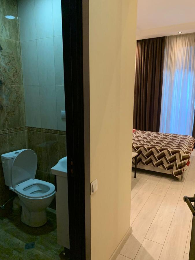 Apartment Three Bedroom In Saburtalo Tbilisi Buitenkant foto
