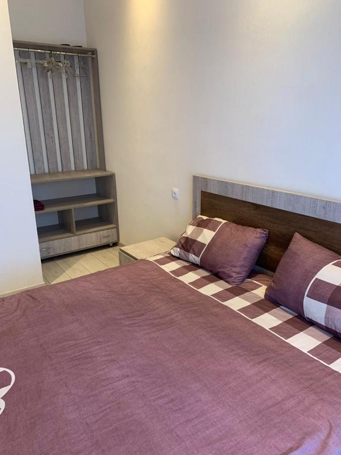 Apartment Three Bedroom In Saburtalo Tbilisi Buitenkant foto